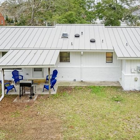 Island Joy - Newly Renovated/Walk To The Beach! Oak Island Exterior photo